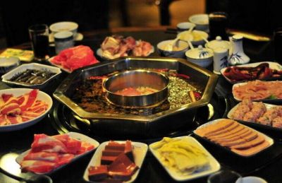 重慶火鍋底料廠，一年四季中的飲食必備