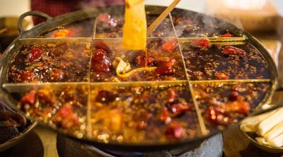  重慶火鍋底料食品廠，很好的配菜，讓你彰顯男人風(fēng)范