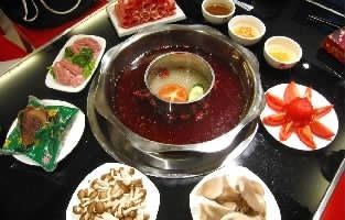 重慶火鍋底料廠，尋覓麻辣，體驗地道