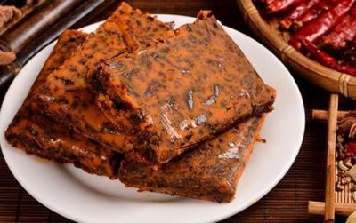 無渣火鍋好吃嗎？哪里有無渣火鍋底料廠家？無渣火鍋底料批發(fā)！