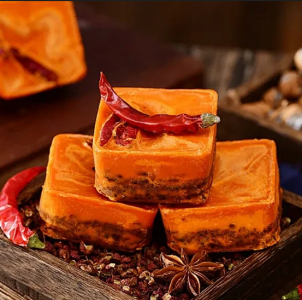 重慶火鍋混合油獨(dú)特風(fēng)味何來？揭秘熬制秘訣！