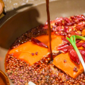 哪能找到正宗重慶火鍋底料廠家，風(fēng)味不妥協(xié)？